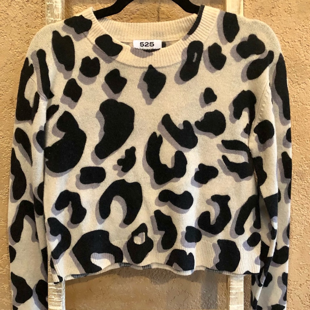 Leopard sweater